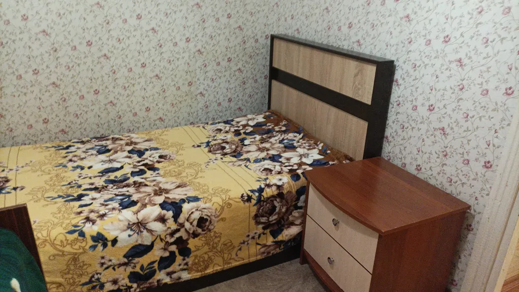 Квартира Тихая двухкомнатная квартира на 1 этаже — Лабинск