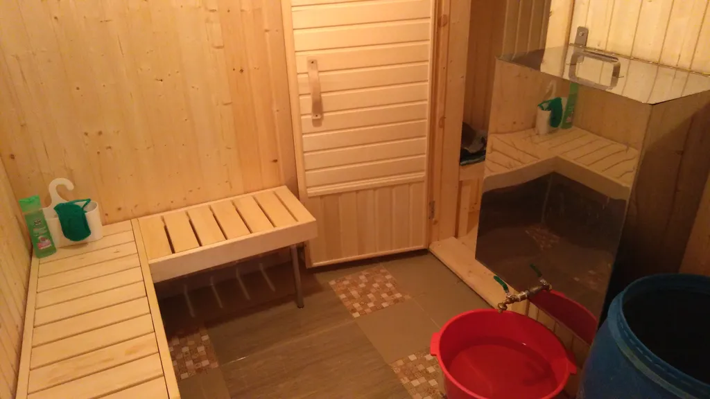 Дом с баней на Сямозере с огороженной территорией