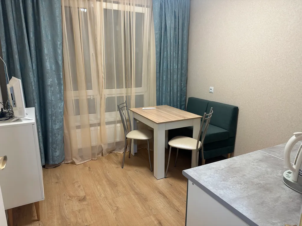 Расширенный центр города, новый ЖК