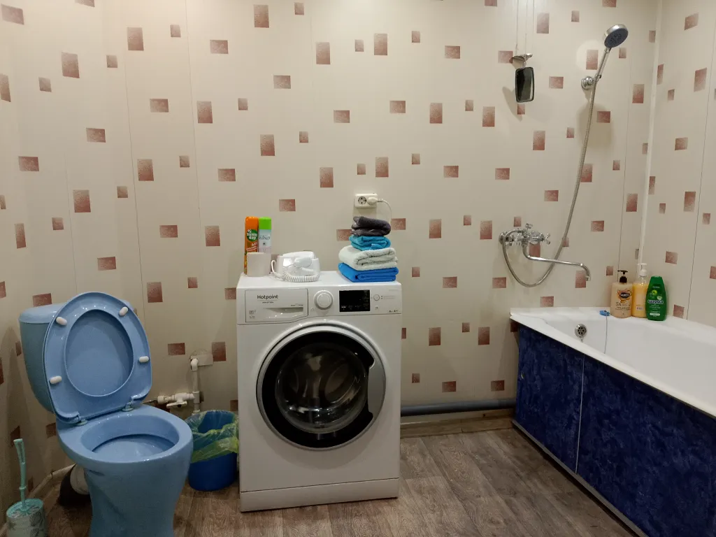 Частный дом с отдельным входом и двором