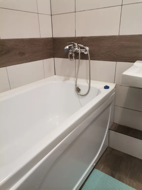 Квартира Современная студия на улице Мельникайте — Тюмень