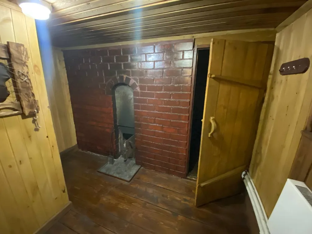 Luxury House комфортный и уютный коттедж