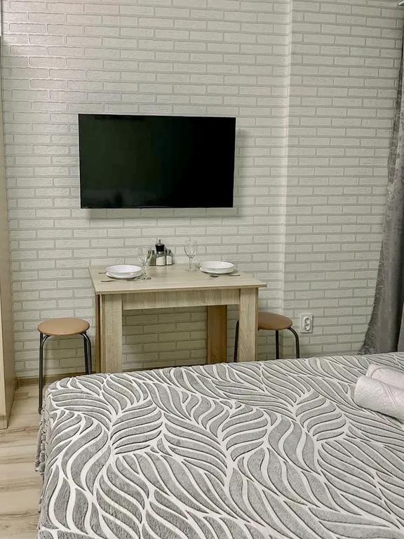 Новая студия  с 2-мя раздельными спальными местами от Город 18