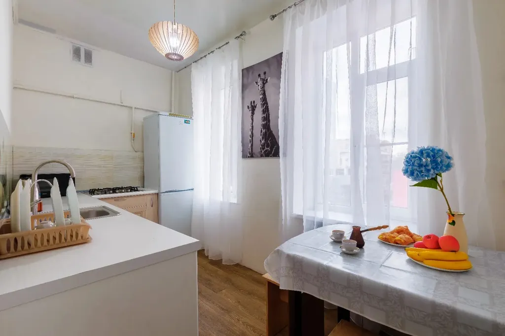 Уютнaя квapтирa в центpe гopoда, стаpый фонд