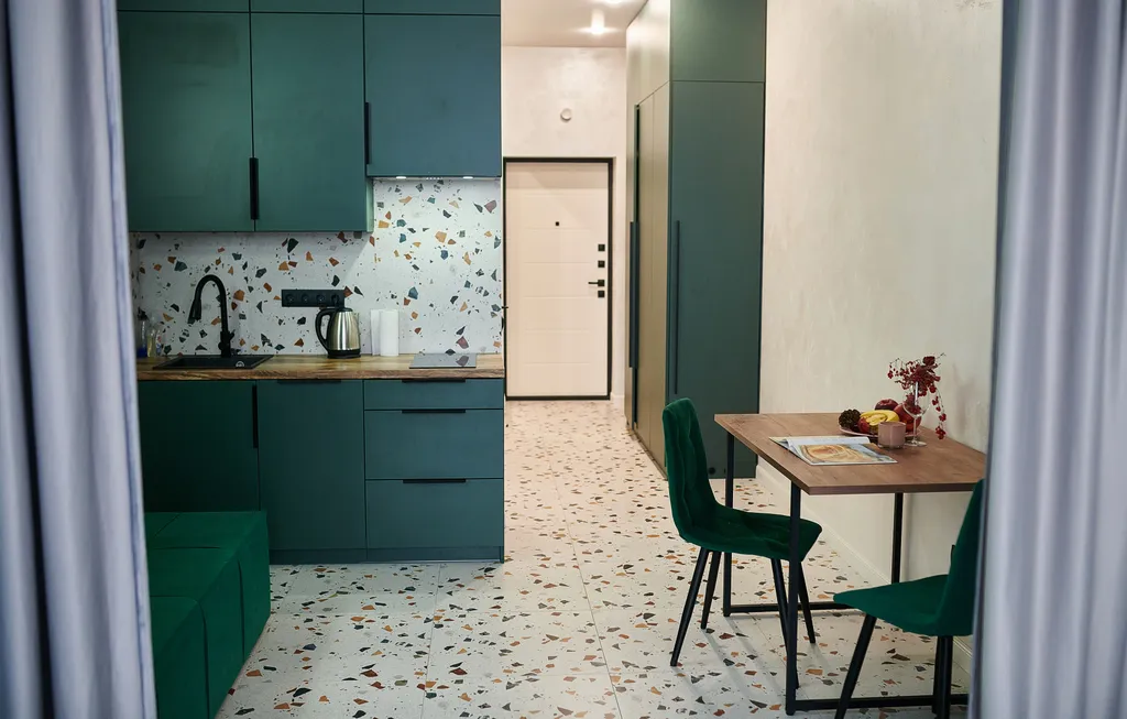 Апартаменты на 1 линии у моря с видом на музейную аллею и планетарий