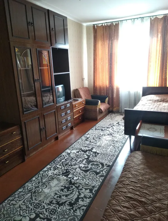 Уютная квартира — аренда посуточно в Кировск