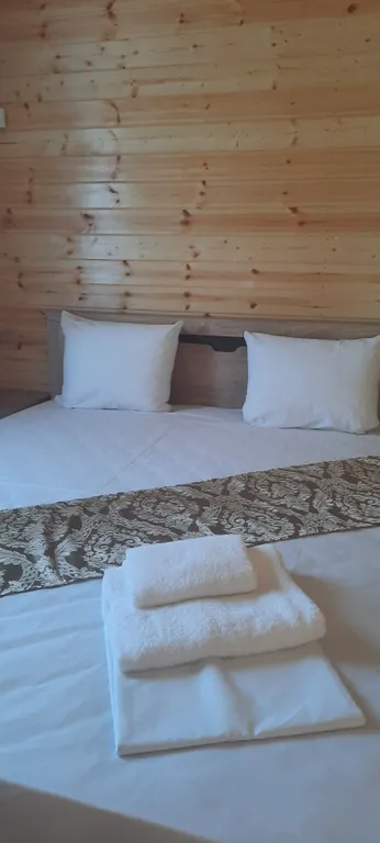 Коттедж Дом со своим отдельным двором — Кучугуры