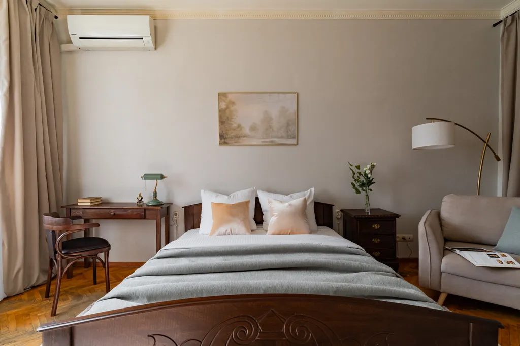 Квартира Эстетичные апартаменты с французским балконом у Садового — Москва