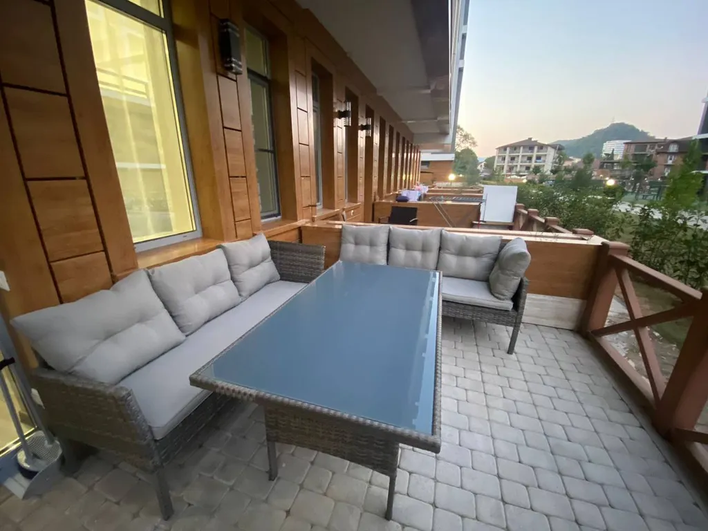 Студия с террасой и двухъярусной кроватью