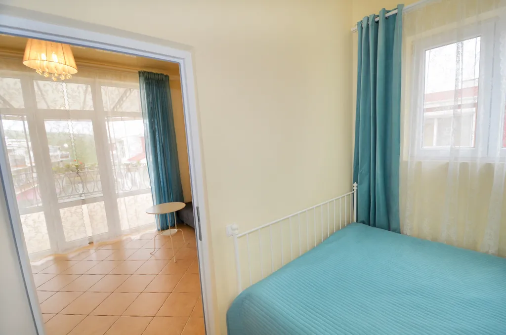 Апартаменты с террасой и боковым видом на море астра 5