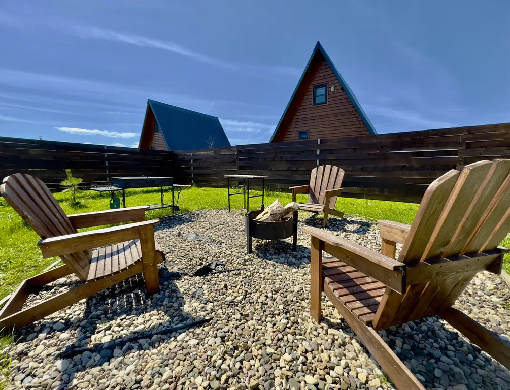 Aframe white, Дом на берегу Рыбинского моря