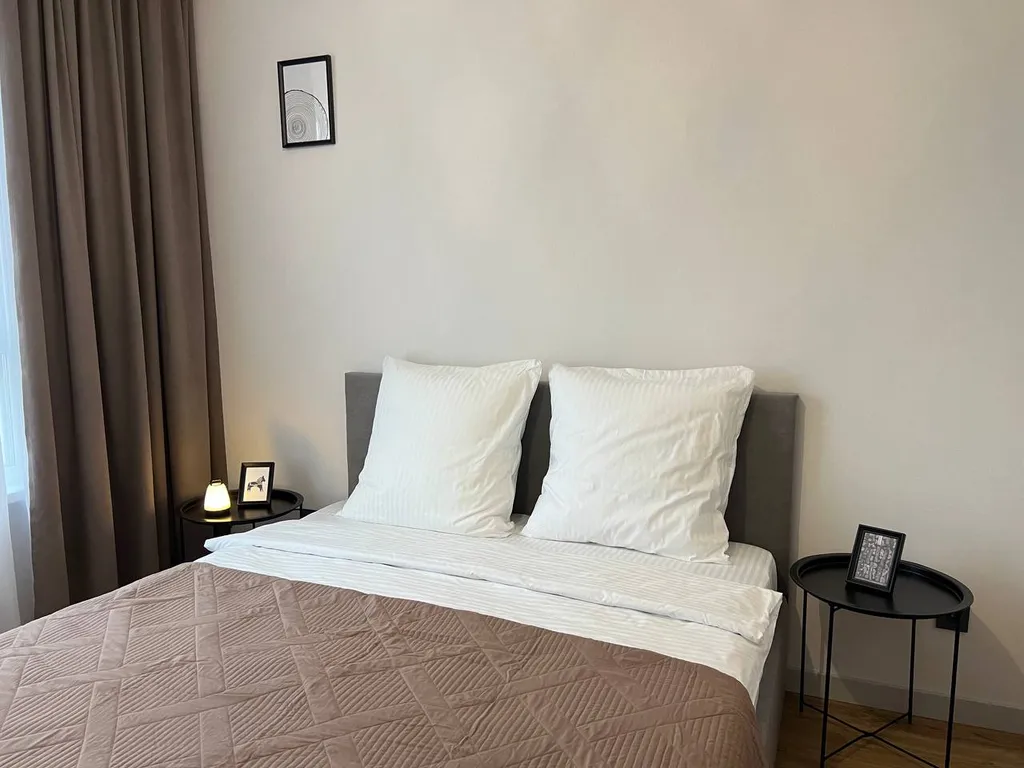 Квартира Апартаменты комфорт класса на главном проспекте города — аренда посуточно в Челябинск