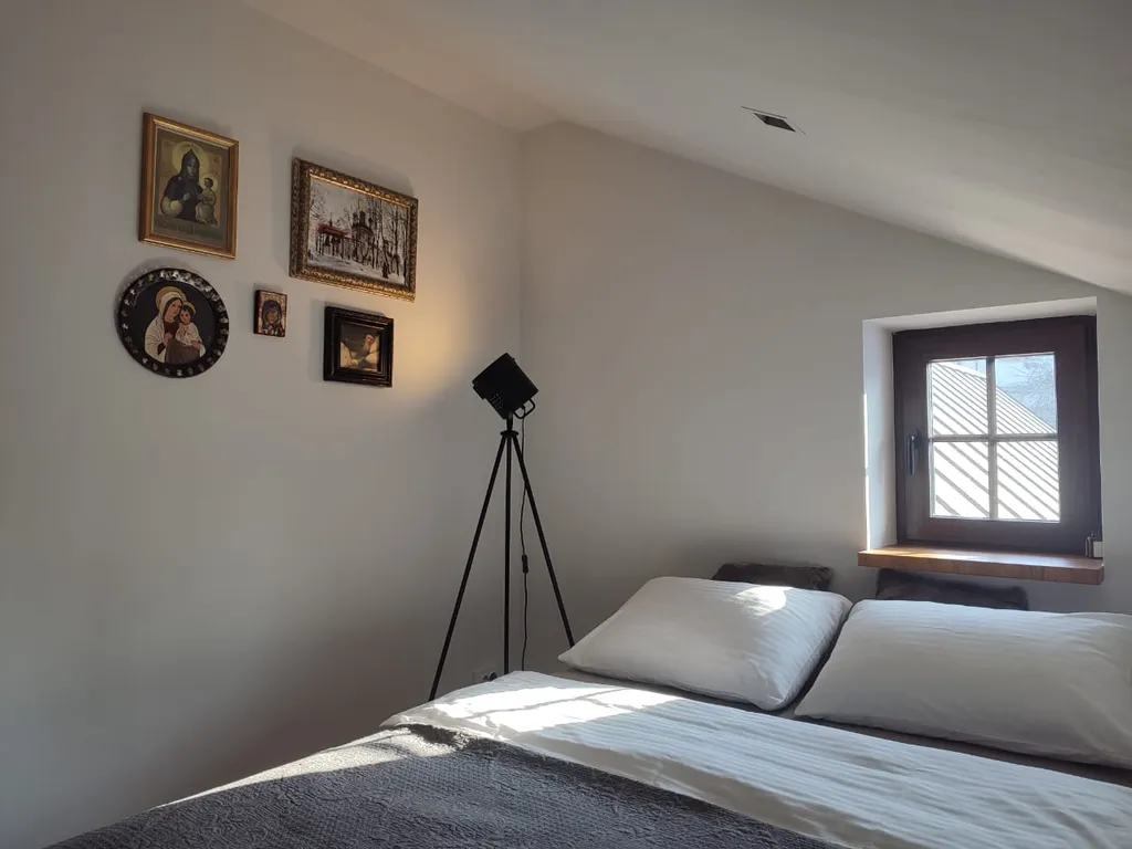 Квартира Уютный одноместный номер на мансардном этаже — аренда посуточно в Козельск