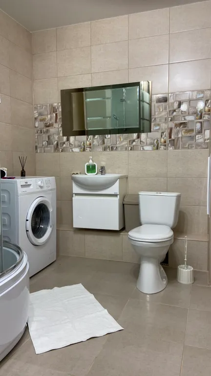 Уютная 1-комнатная квартира в Эволюции