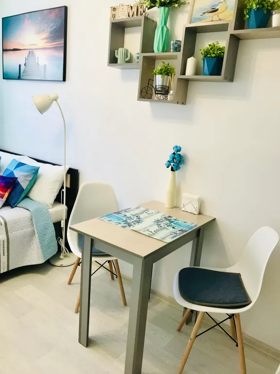 Современная студия Бирюза на площади Маркса