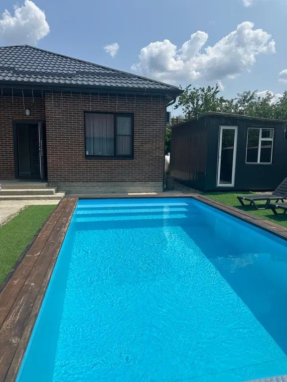 Уютный домик с баней и теплым бассейном