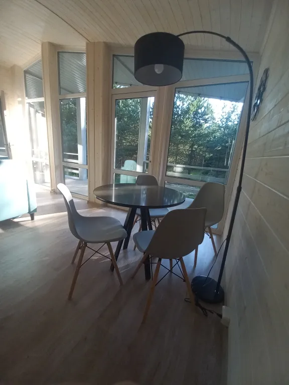 Домик-шале в лесу