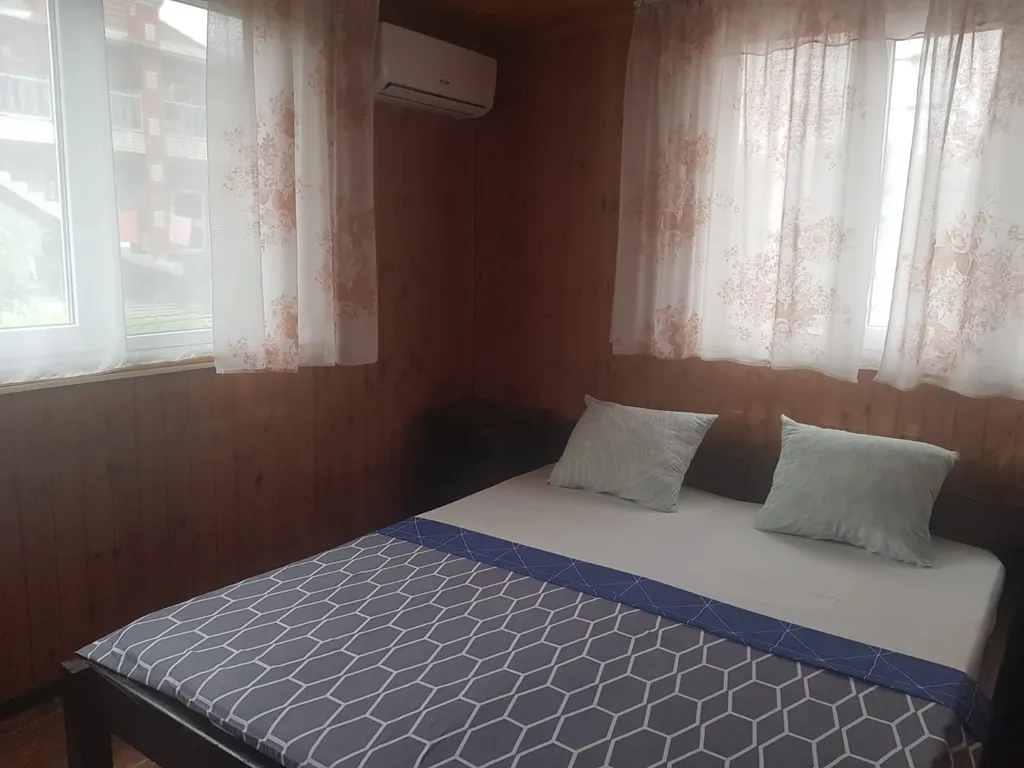 Квартира Трехместная комната с видом на горы — Геленджик