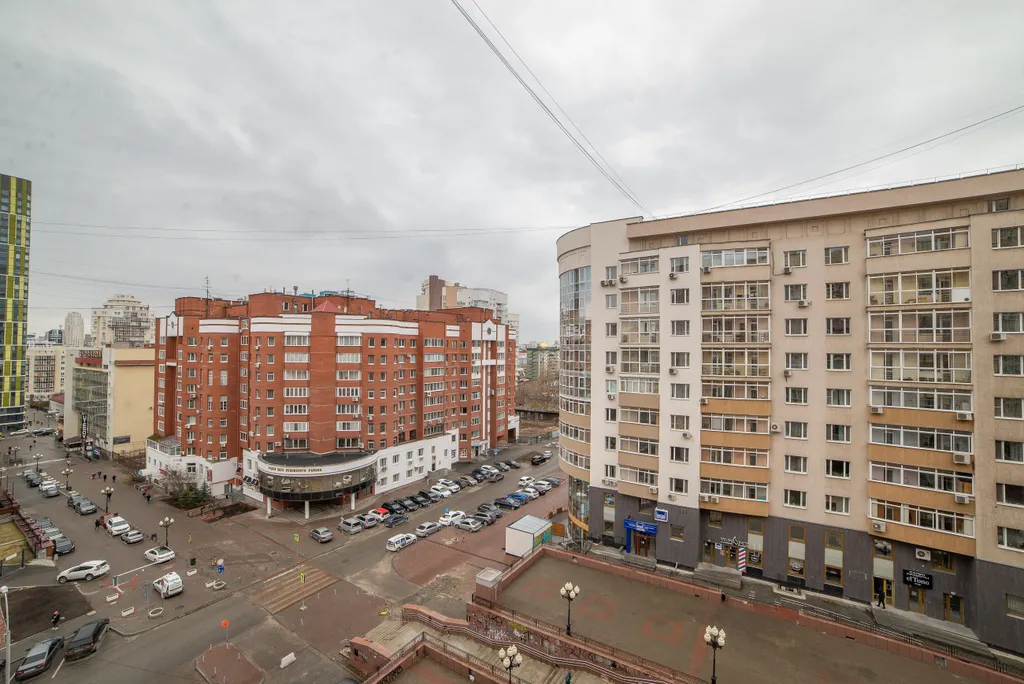 Три шоколада