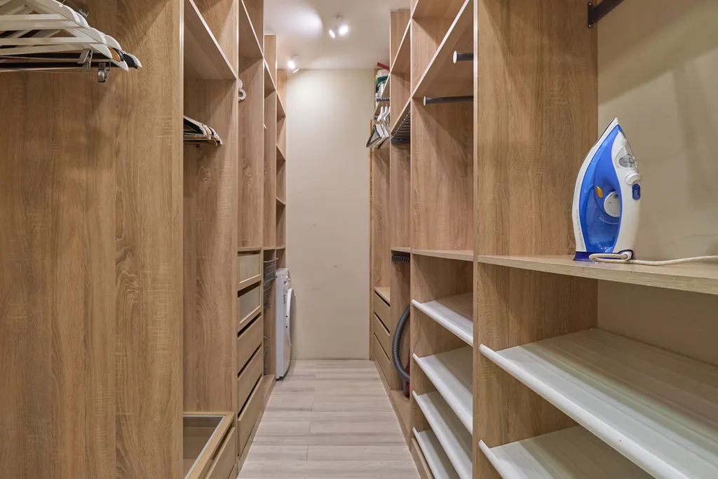 2-х ком. кв-ра на Н. Островского, 23  рядом  Киномакс