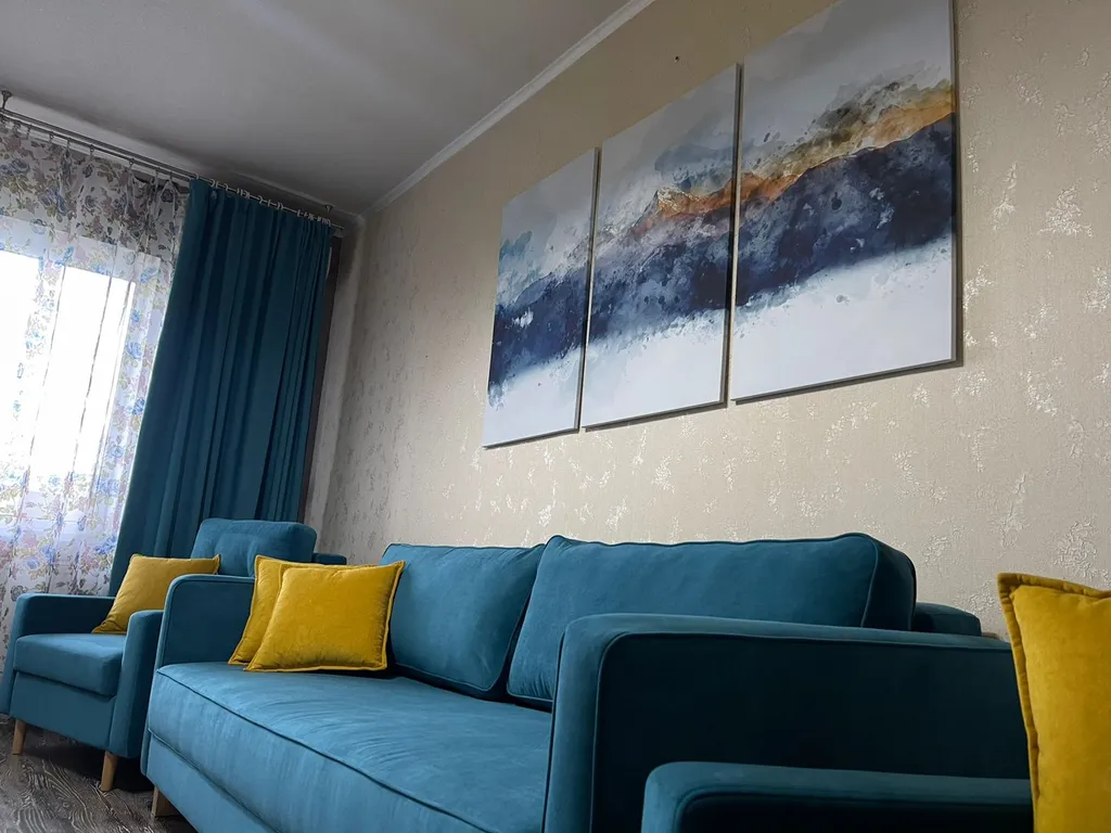 Уютная двухкомнатная квартира с видом на Предгорье