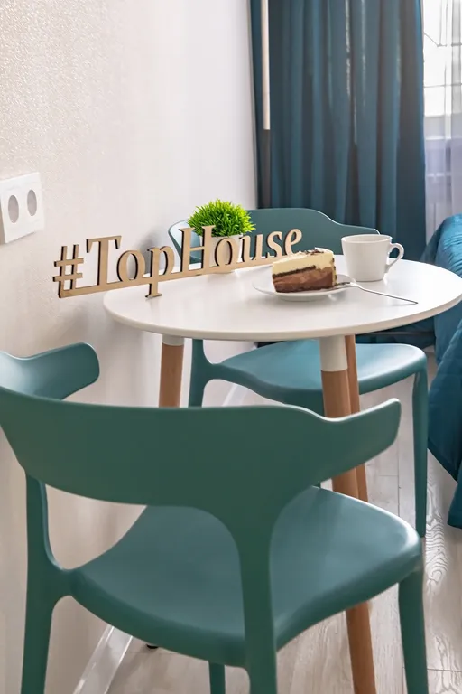 Современная студия с новым ремонтом