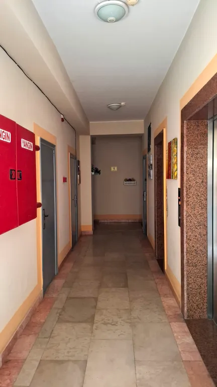 2-комнатная квартира в новопостроенном доме в центре