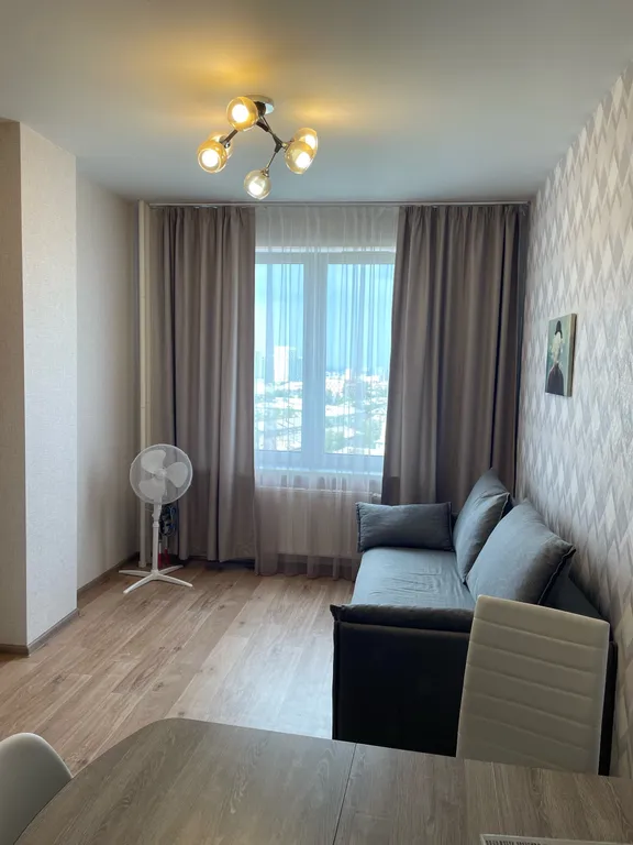 Евродвушка с балконом на 15 этаже вместимость на 6 человек