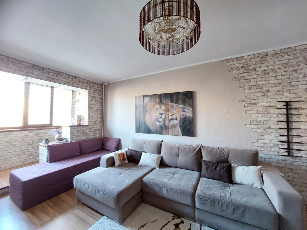 Квартира с камином в самом центре