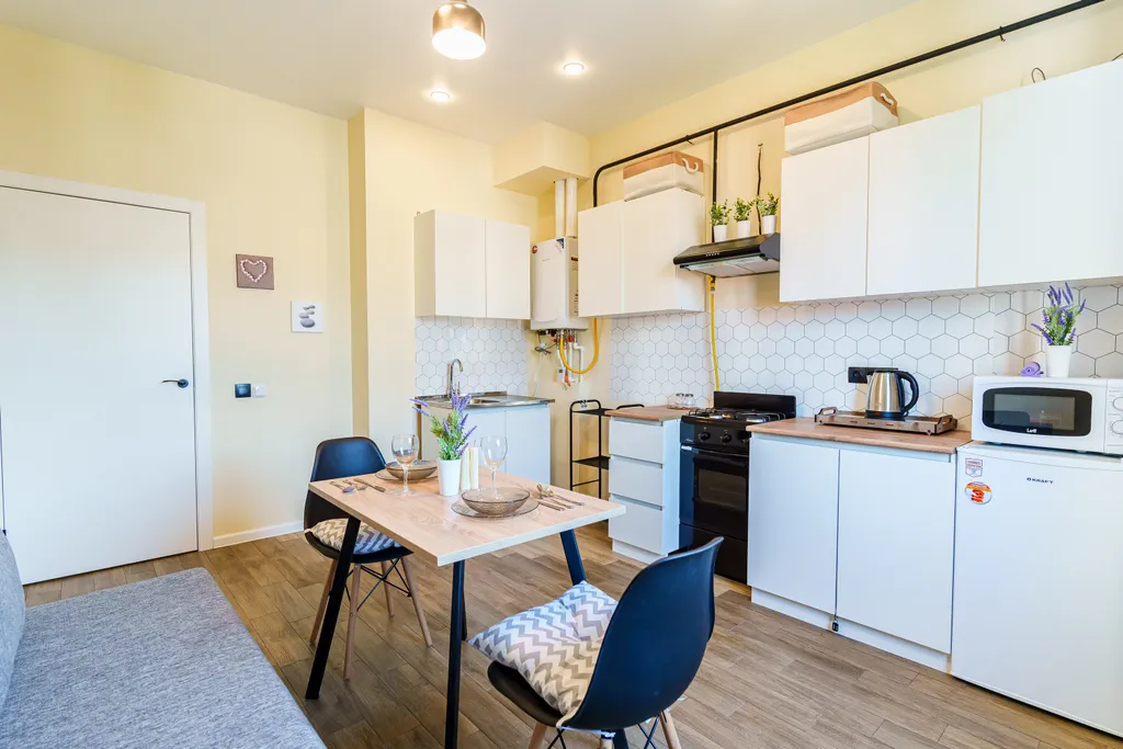 Светлая квартира рядом с морем