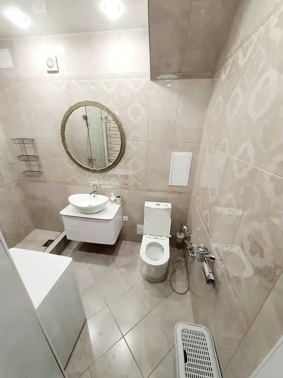 Великолепная трешка рядом с парком