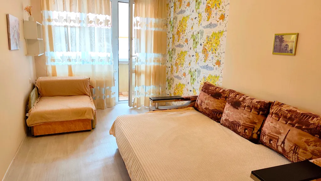 Уютная, светлая квартира возле ТЦ Меганом