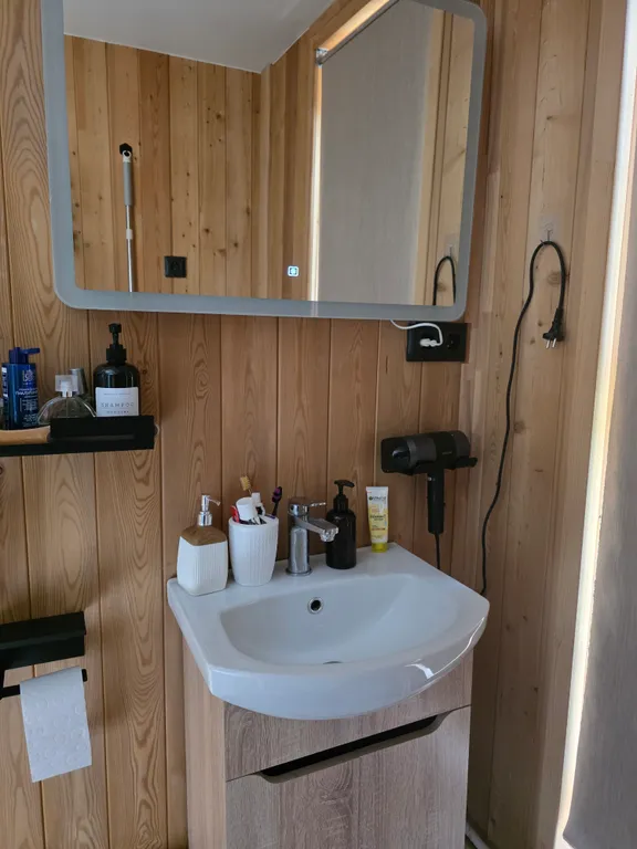 Двухэтажный домик