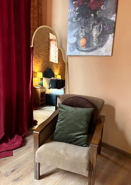 Апартамент в старинном купеческом особняке