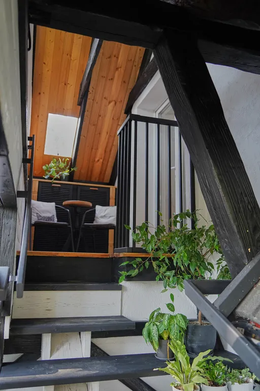 Двухуровневые апартаменты 33/3 house с камином и мангалом