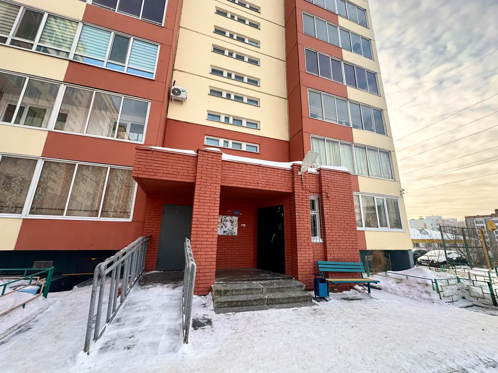 Светлая, уютная 2-комнатная квартира с отдельной детской комнатой