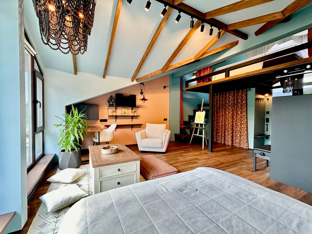 Двухуровневый апартамент с видом на горы