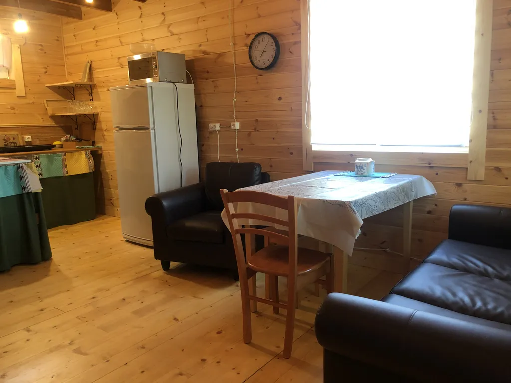 Коттедж Уютная дача с видом на сад — Первомайское