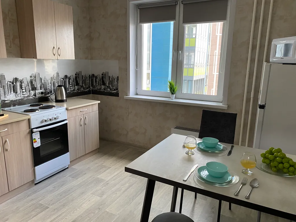 Квартира Квартира Уютная большая двухкомнатная Центральный район Кардиоцентр Планета — Красноярск