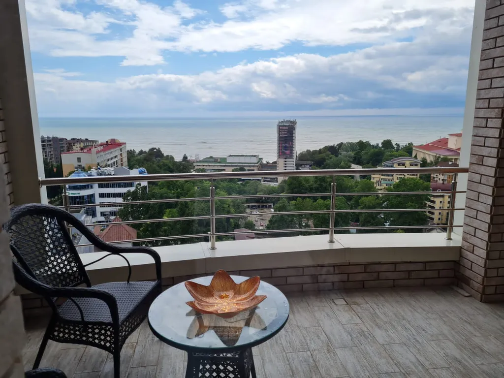 Квартира в центре с видом на море