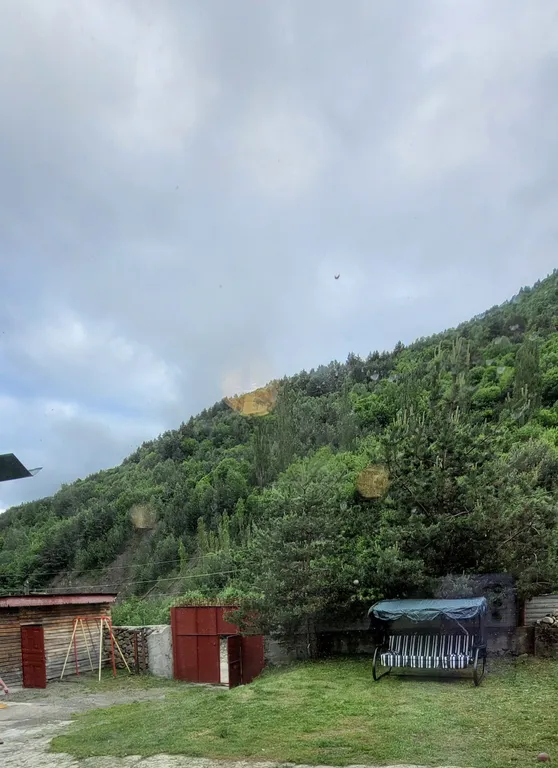 Дом в горах Осетии по пути к Цею и Мамисону