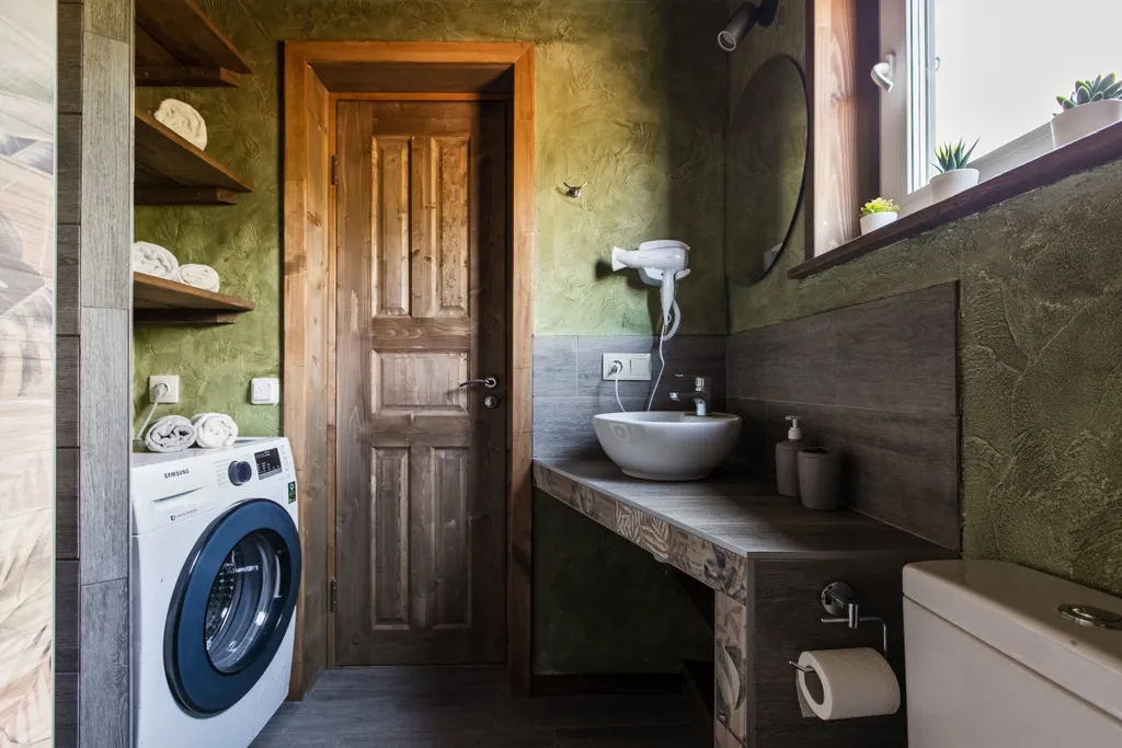 А-фрейм уютный домик у леса  с чаном