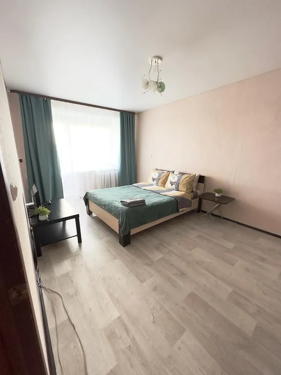 Солнечная квартира в центре города — аренда посуточно в Шадринск