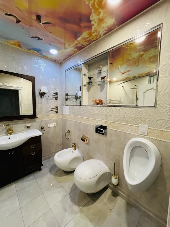 Элитная квартира с видом на море и город