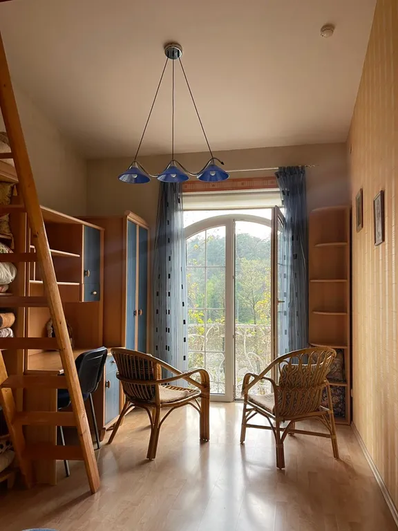 Особняк на берегу Тихого озера