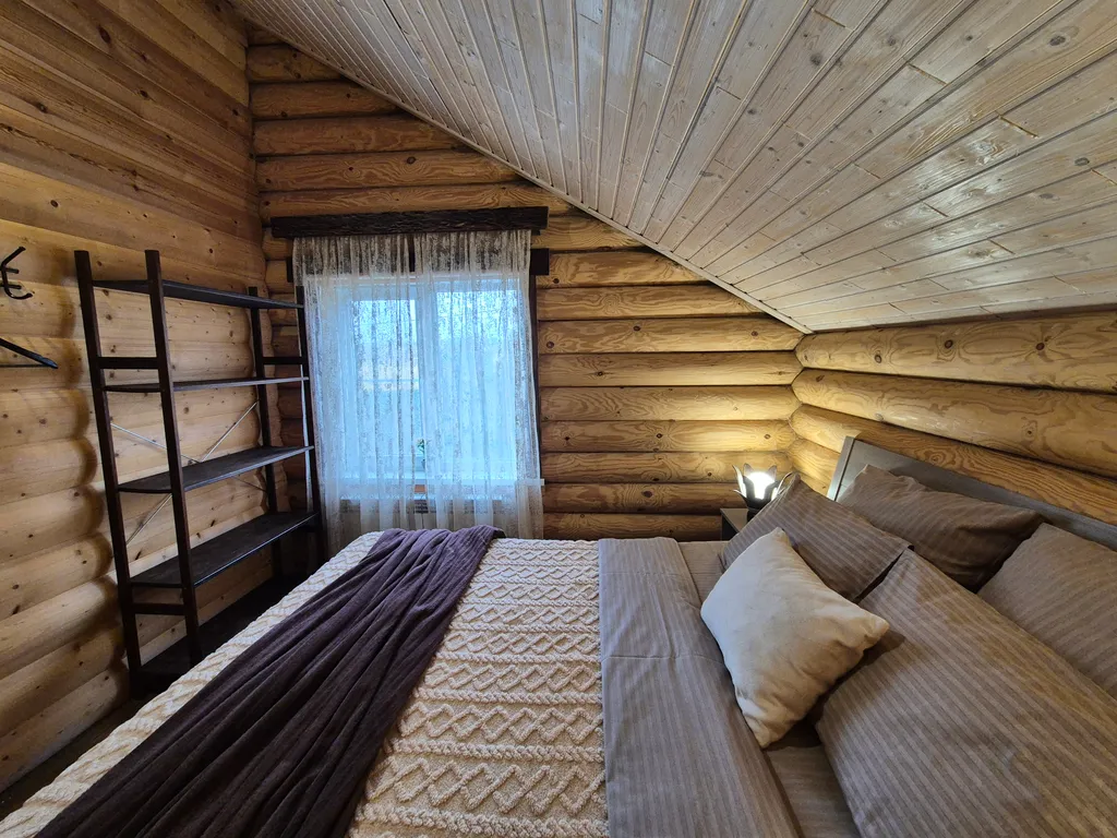 Уютный дом с бильярдом и сауной на побережье водохранилища