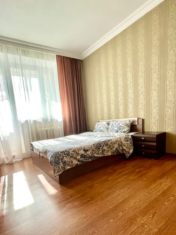 Отличная квартира в самом Центре рядом с Кристаллом