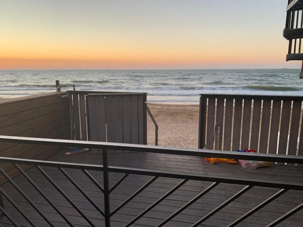 Апартаменты с видом на Азовское море