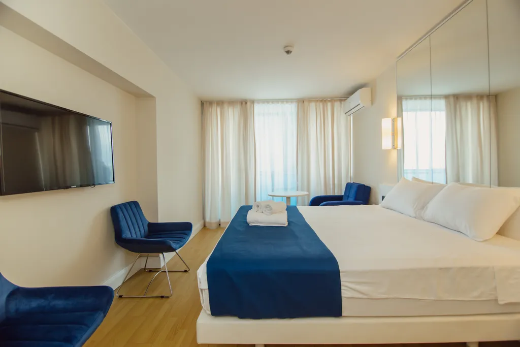 Апартамент с видом на море на первой линии