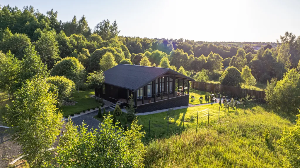 Новый Дом с видом на лес